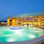Vitalhotel Der Parktherme - Inkl Thermeneintritt & Sauna ホテル
